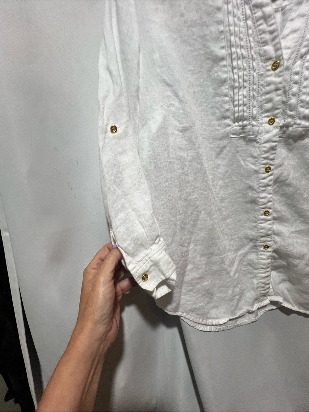 Charter Club Luxury White Linen Pintuck Roll Tab Button Front Blouse M - Picture 4 of 5
